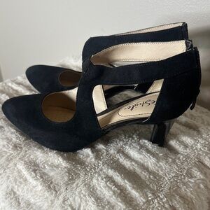 Life Stride Black Cutout Heels